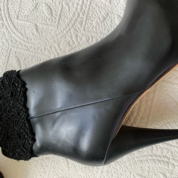 ALANNAH HILL Black Leather Beaded Feature Ankle Boots Sz 8 Heart Zip-Designer🤎 - Picture 15 of 16